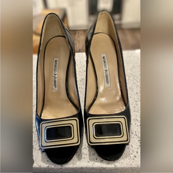 Manolo Blahnik Shoes - Manolo Blahnik Kitten Heels Buckle Peep Toe Pumps Black Patent Leather 38.5